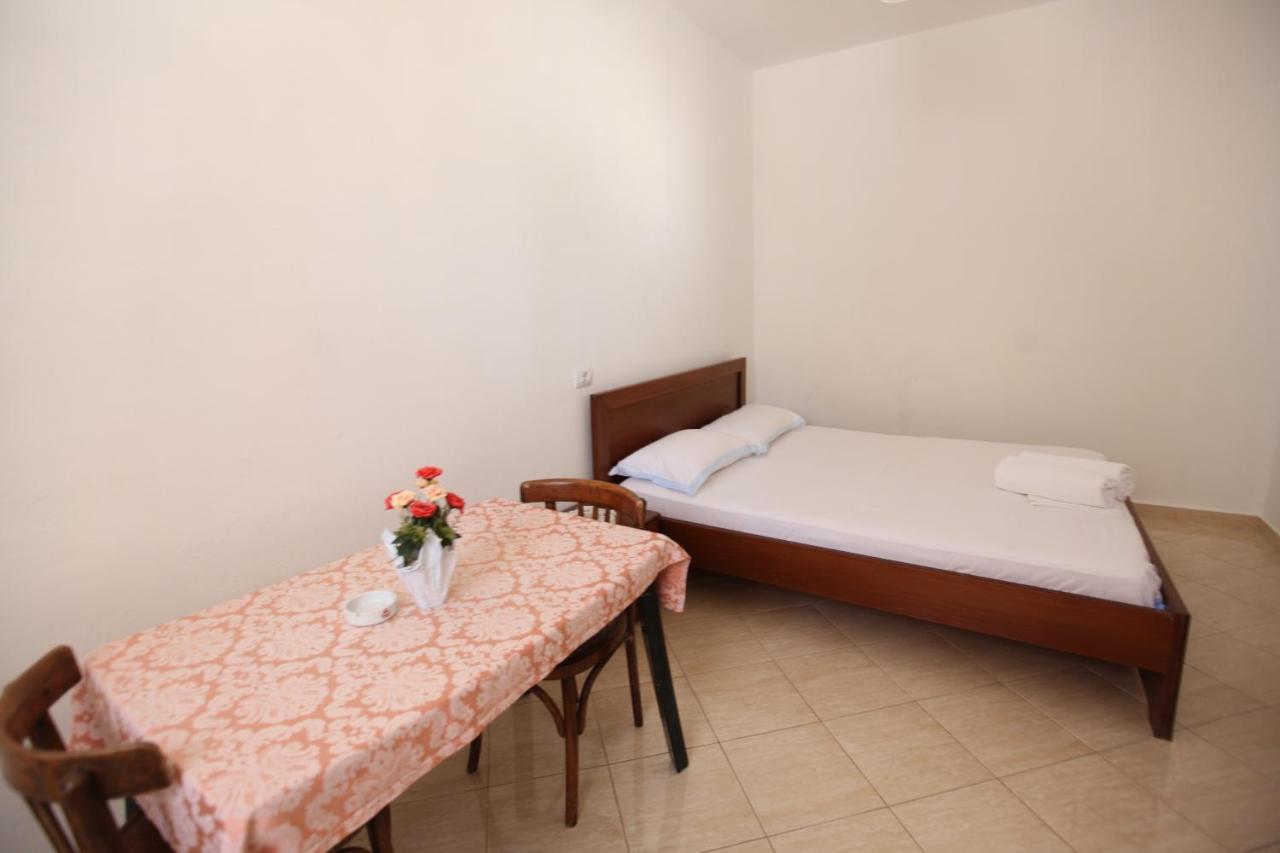 Hotel Lagjini Lukovë Dış mekan fotoğraf