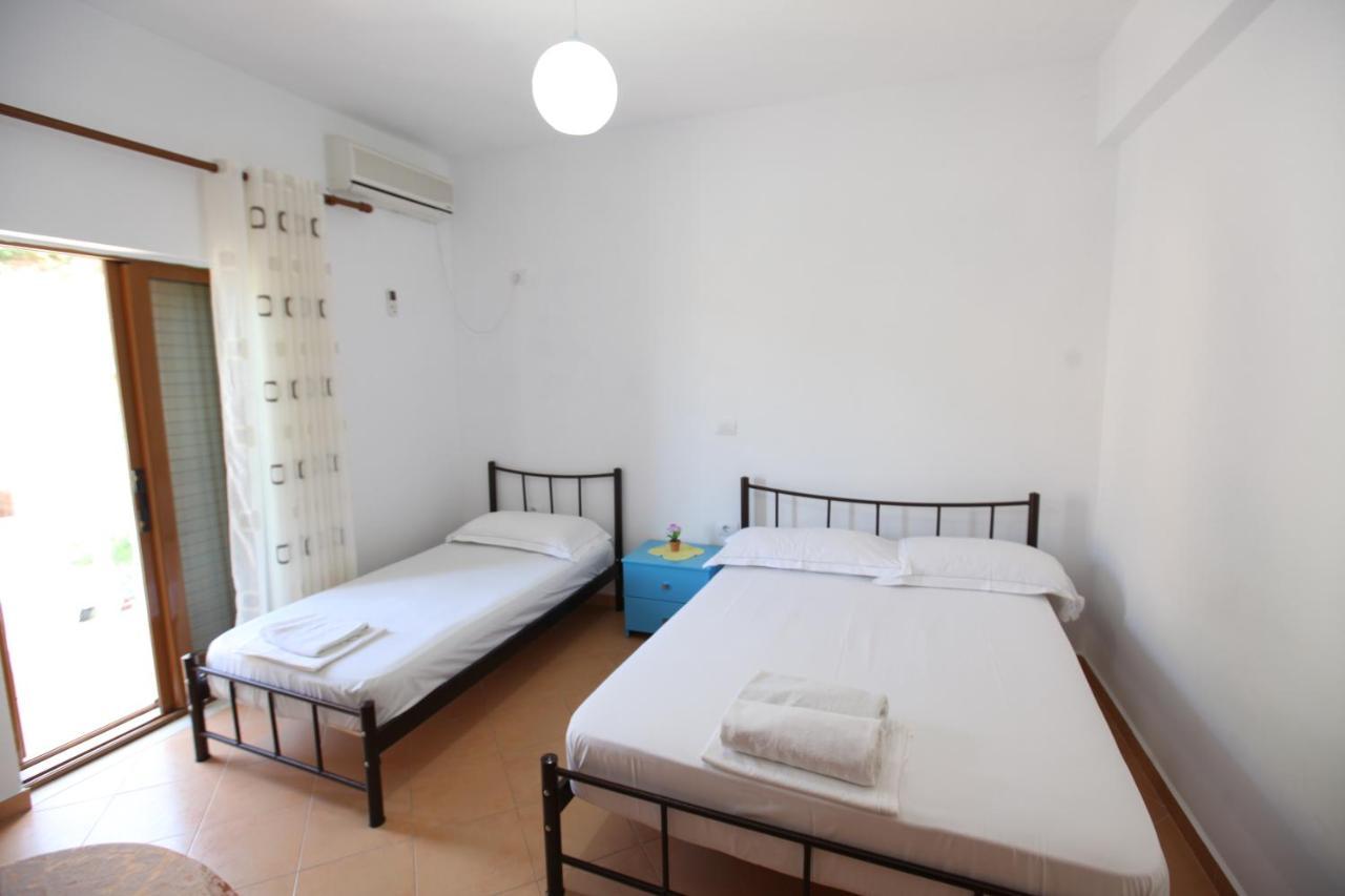 Hotel Lagjini Lukovë Dış mekan fotoğraf