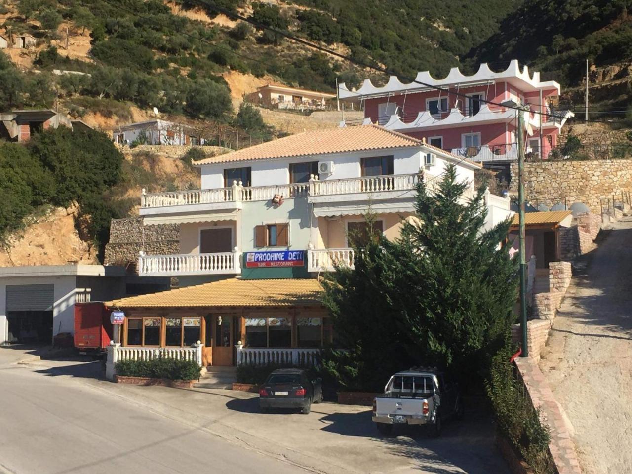 Hotel Lagjini Lukovë Dış mekan fotoğraf